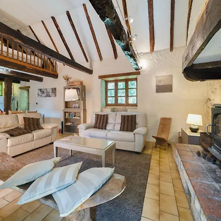 Mill In With Pool And Outdoor Kitchen, Cleaning Included