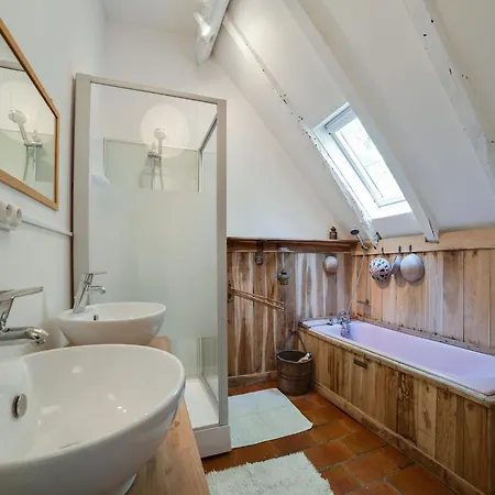 Mill In With Pool And Outdoor Kitchen, Cleaning Included